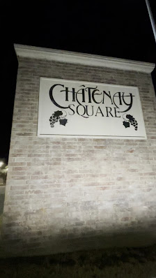 Chatenay Square photo 3