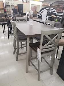 Sherwood Plaza photo 5