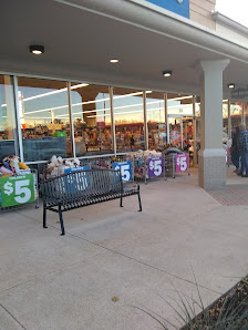 Lakeline Plaza photo 2