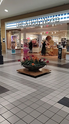 Parkway Plaza photo 4