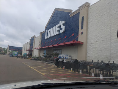 Lakeland Commons photo 1