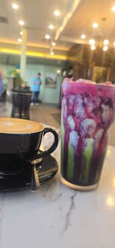 Shoppes On Broadway photo 2