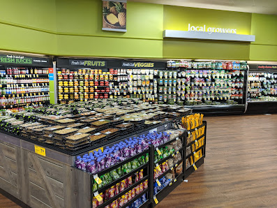 Town & Country Village photo 4