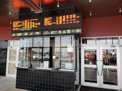 Southport Plaza photo 4