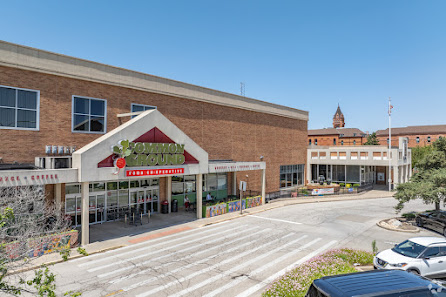 Lincoln Square Mall photo 5