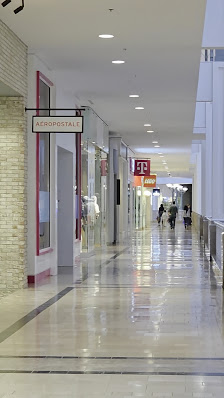 The Village at Bridgewater Commons photo 2