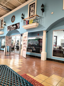 Santa Fe Mall photo 2