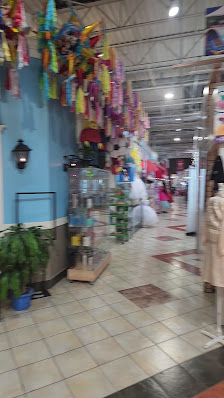 Santa Fe Mall photo 3