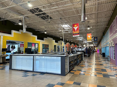 Santa Fe Mall photo 5