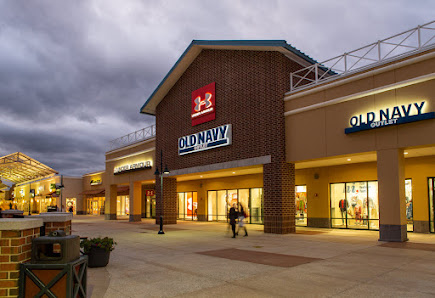 Pocono Premium Outlets photo 6