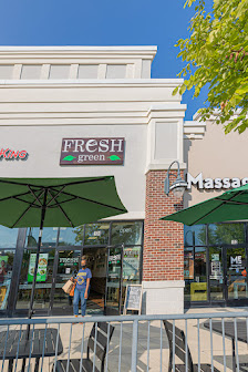 Woodmore Towne Centre photo 4