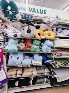 Grove Park Shopping Plaza 98 S photo 2