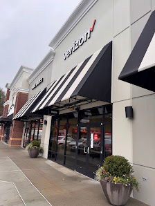 Southcenter Square photo 4