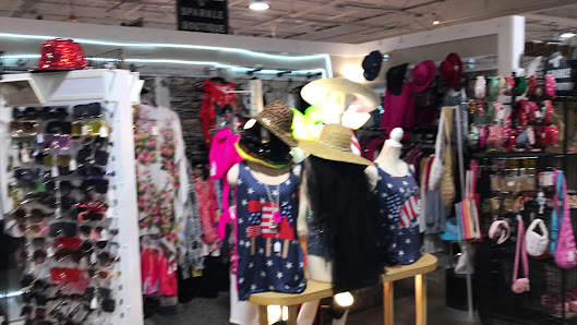 Painted Tree Boutiques - Edmond photo 3