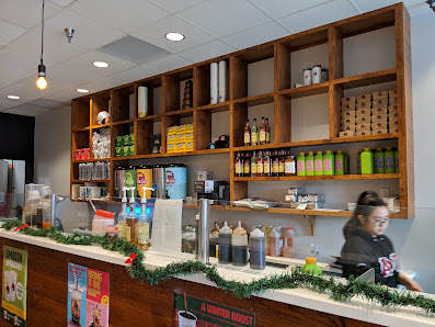 Riverview Shopping Center photo 2