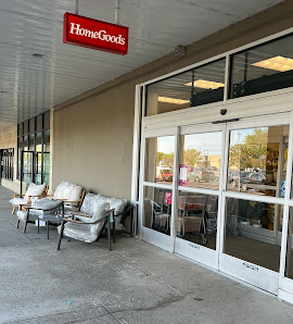 North Street Shopping Center photo 2