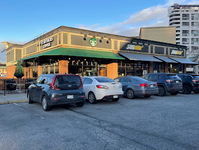 Columbia Square Plaza photo 1