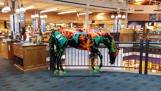 Lexington Green photo 4