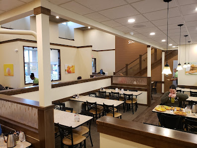 Shoppers World of Brookfield photo 5