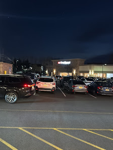 Festival Plaza photo 2