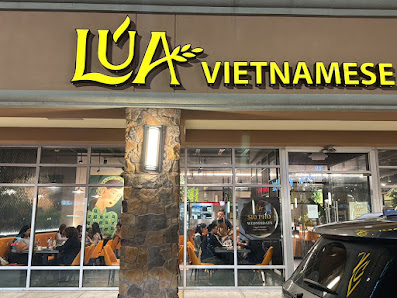 Festival Plaza photo 5