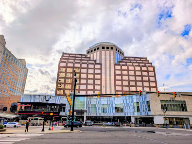 Fashion Centre at Pentagon City photo 2
