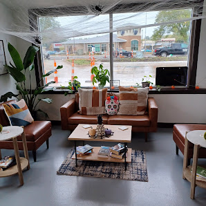 Airport Plaza photo 4