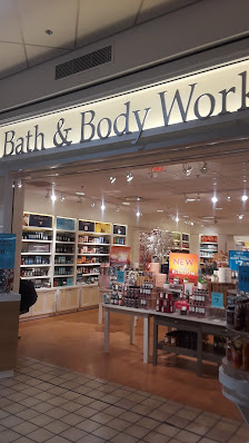 Uptown Hutch photo 2