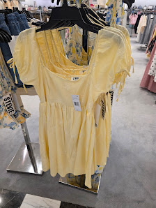 Columbiana Centre photo 2