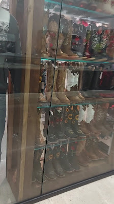 Elgin Mall of East Dundee photo 3