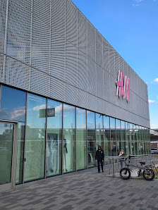 Empire Outlets photo 1