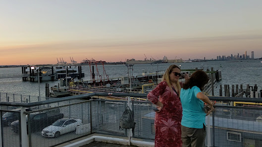 Empire Outlets photo 3