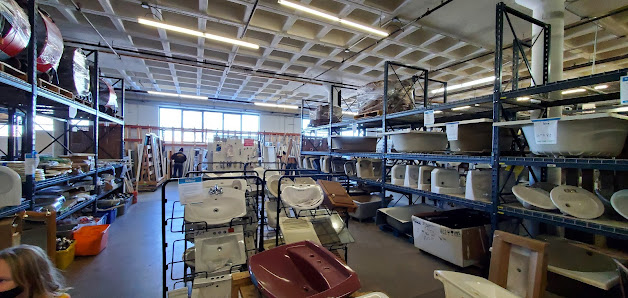 Precios Calidad Y Divercion. photo 2