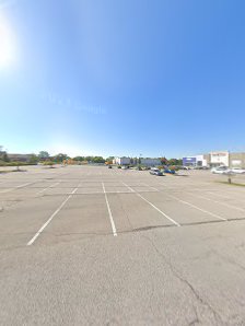 Colonial Mart Shopping Center photo 4