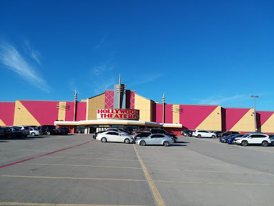 MacArthur Marketplace photo 1