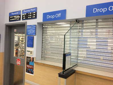 MacArthur Marketplace photo 4