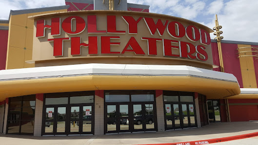 MacArthur Marketplace photo 6