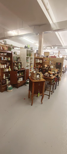 Piney River Antique Mall photo 3