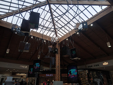 Louis Joliet Mall photo 2