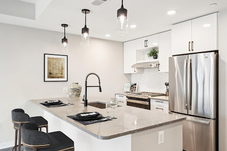 Carlyle Crossing photo 1