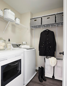 Carlyle Crossing photo 3