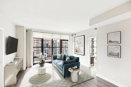 Carlyle Crossing photo 4