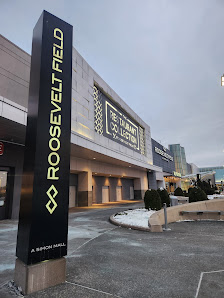 Roosevelt Field photo 1