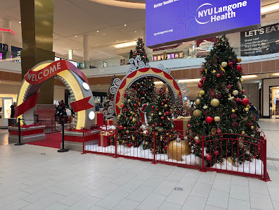 Roosevelt Field photo 4