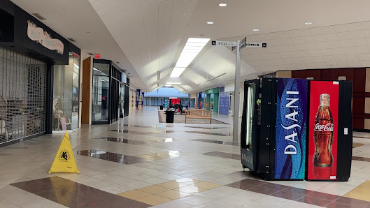 Hickory Point Mall photo 4