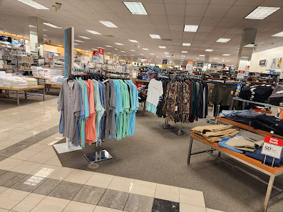 Cross Creek Plaza photo 4