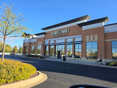 Geneva Commons photo 1