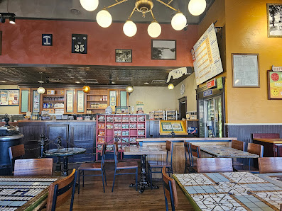 Geneva Commons photo 6