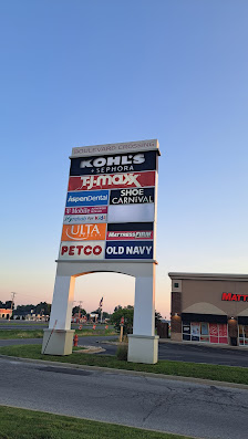 Boulevard Crossing photo 1