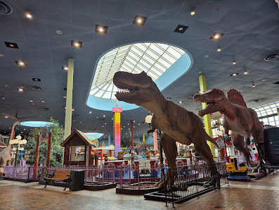 Woodbine Mall & Fantasy Fair photo 1